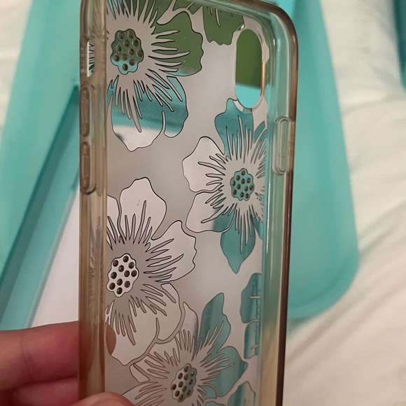 IPHONE XR: Kate Spade. - Picture 5 of 6